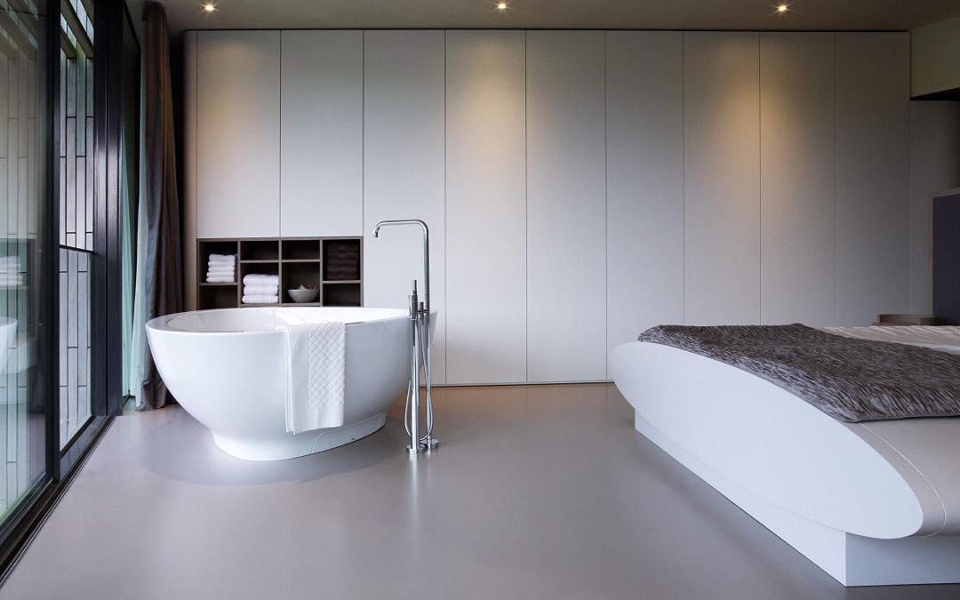 Contemporary house designs in pleasure bathroom